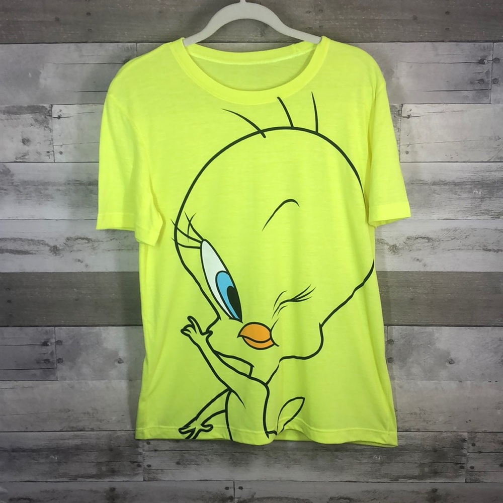 NWOT Tweety Bird Tee size M